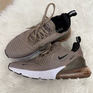 Nike Air Max 270 in Brown and Black